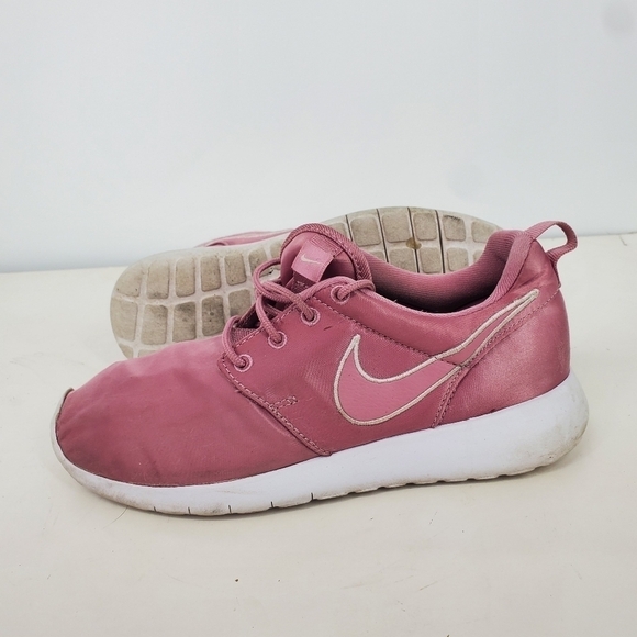 Nike Shoes 4 Youth Roshe Run One ‘Element Pink' 599729-618 Sneakers - Picture 10 of 14